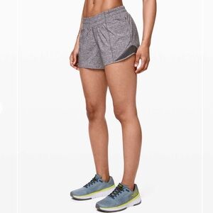 Lululemon Hotty Hot Shots II *Long 4” - Size 6 - Heather Lux Multi Black